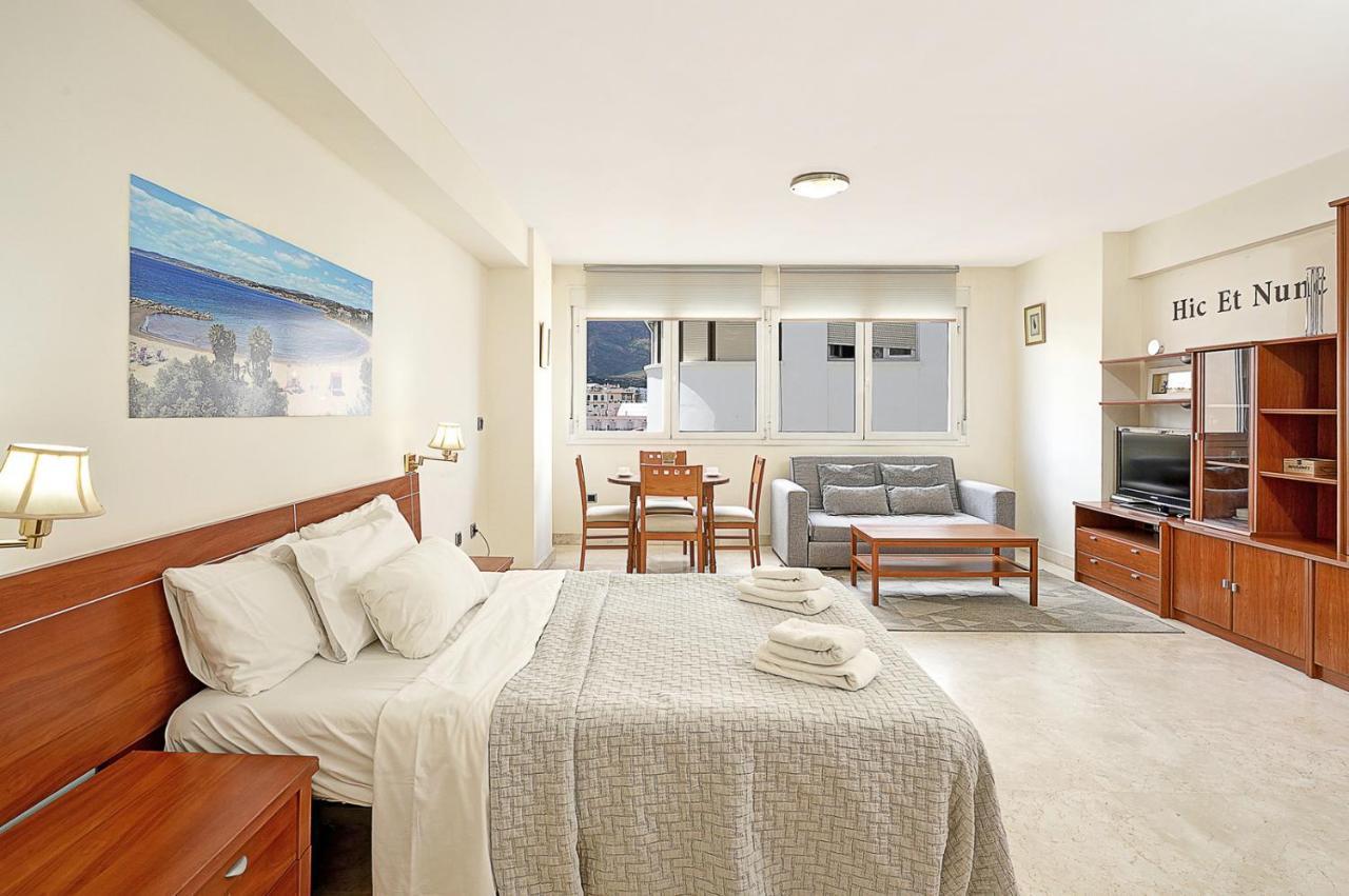 Apartamento En 1ª Linea De Playa, Estepona Centro Bagian luar foto